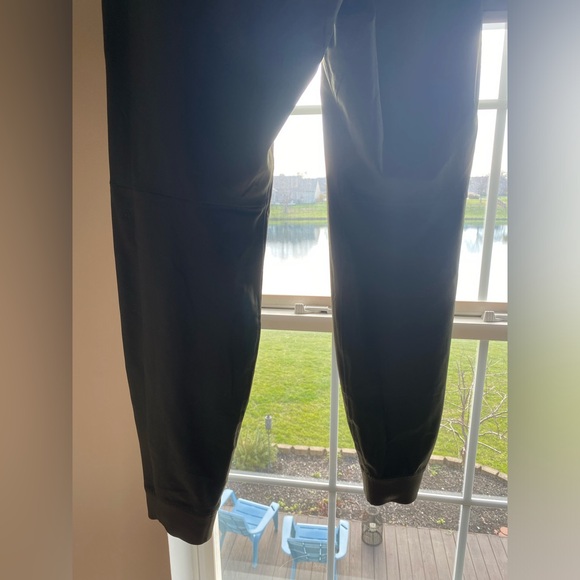 Lululemon ABC Jogger Regular Medium Olive Green - Picture 4 of 7